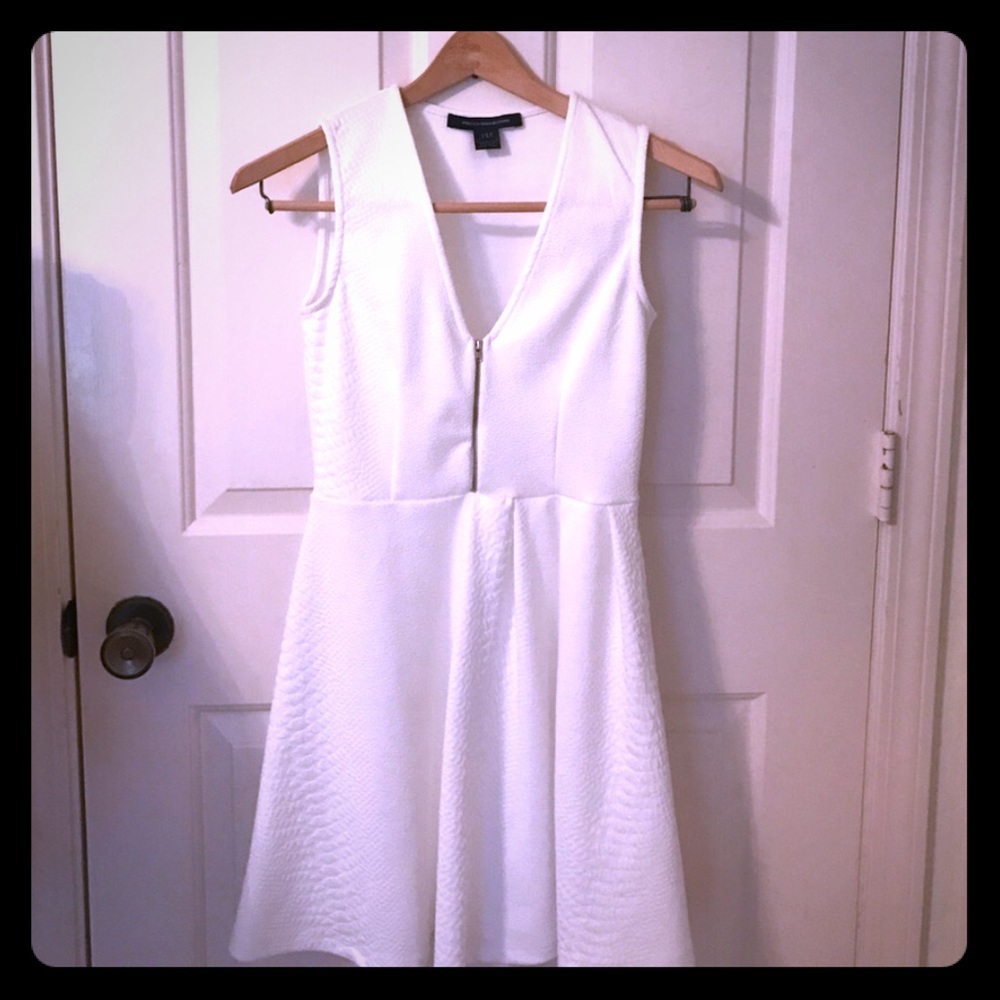 💛💛 White French Connection Dress size 4